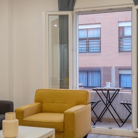 Bright, Brand New & Very Comfortable Apartment バレンシア エクステリア 写真